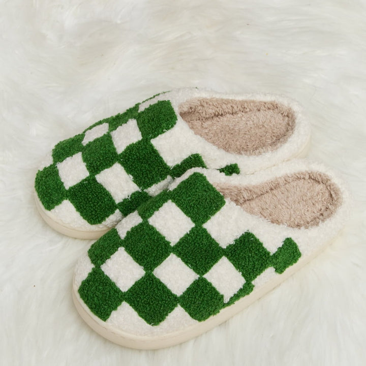 Plush Closed-Toe Slippers, Checkered