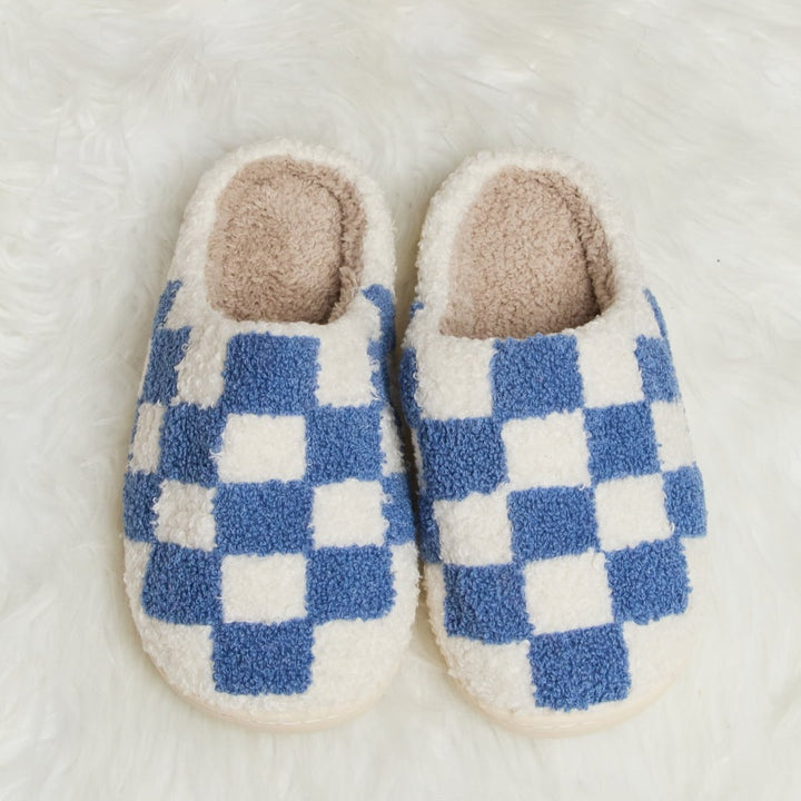 Plush Closed-Toe Slippers, Checkered