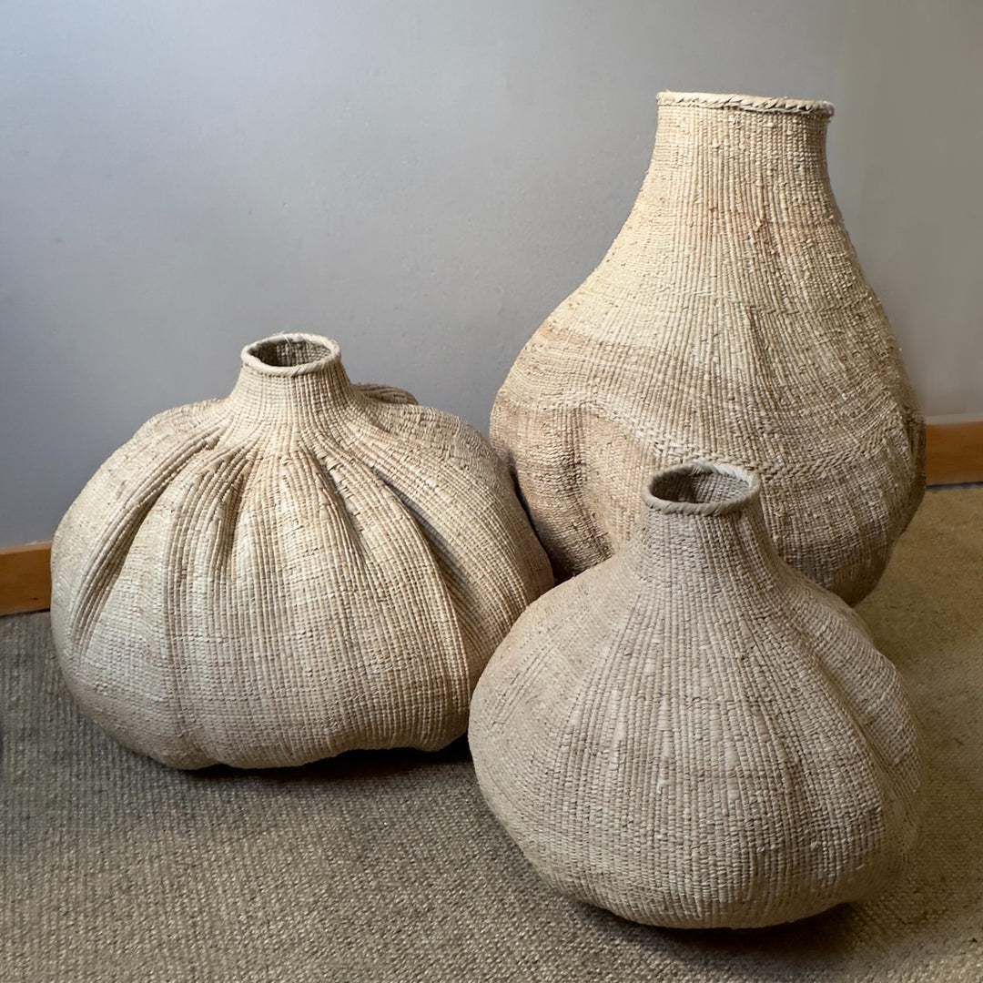 Handmade Garlic Tonga Sculptural Basket, Various Sizes