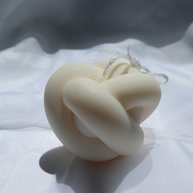 Hand-poured Soy Candle, Simple Ivory Knot