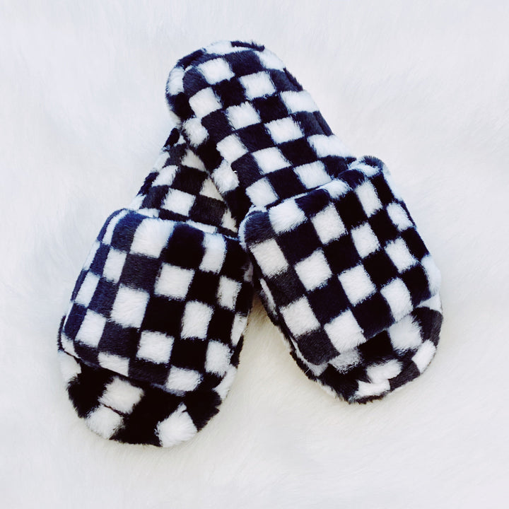 Lounge Cozy Slippers, Checkered