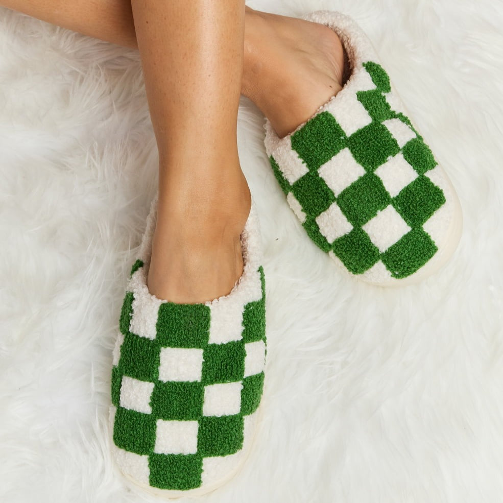 Plush Closed-Toe Slippers, Checkered