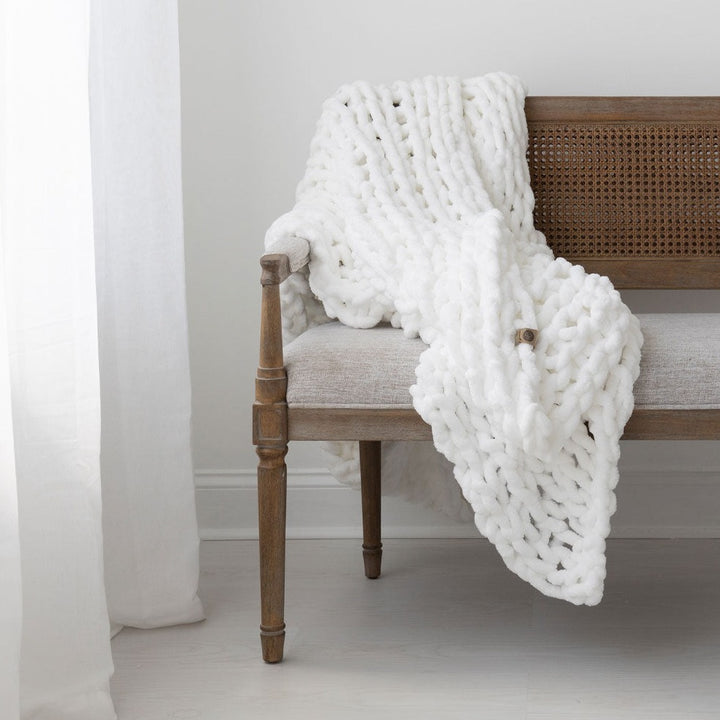 Big Infinite Chunky Knit Blanket, White