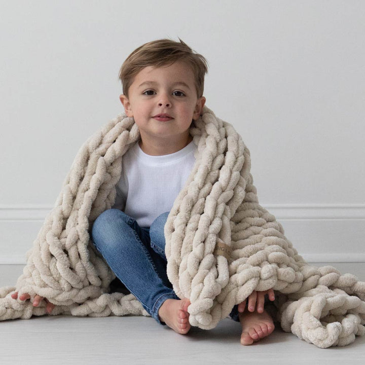 Little Infinite Chunky Knit Blanket, Sand