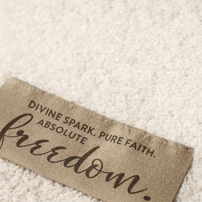 Big Wings Dream Blanket, Ivory