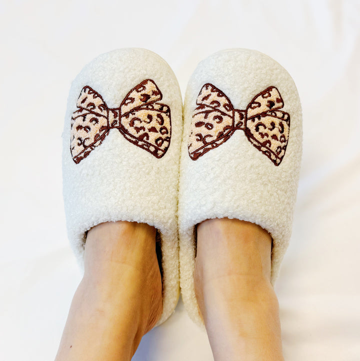 Plush Closed-Toe Slippers, Chic Bow