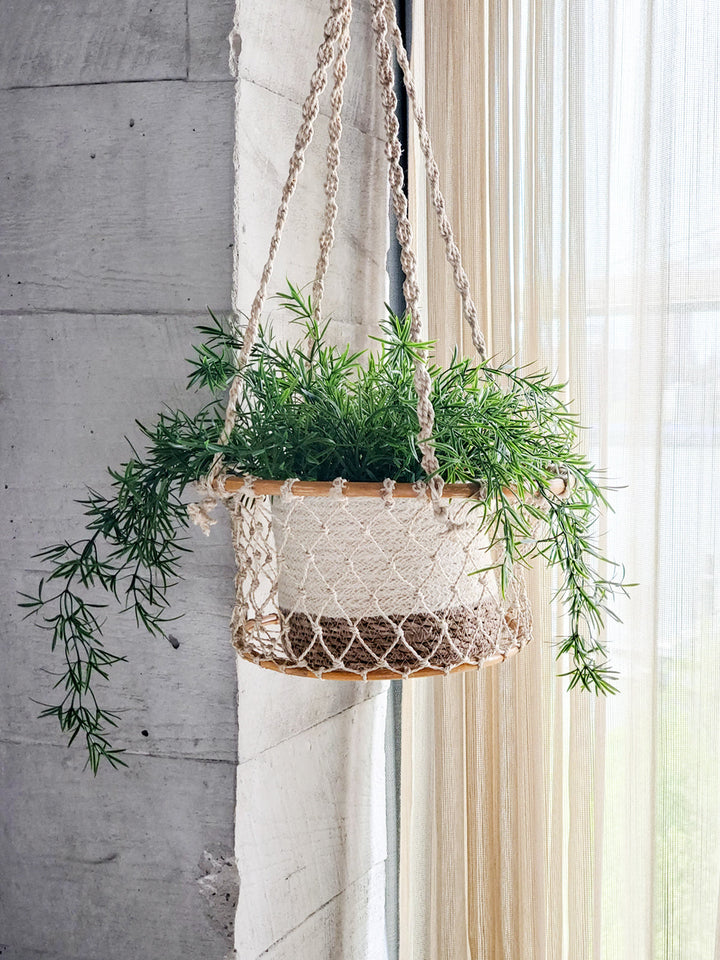 Single Shelf Plant Hanger, Jute Rope & Natural Wood