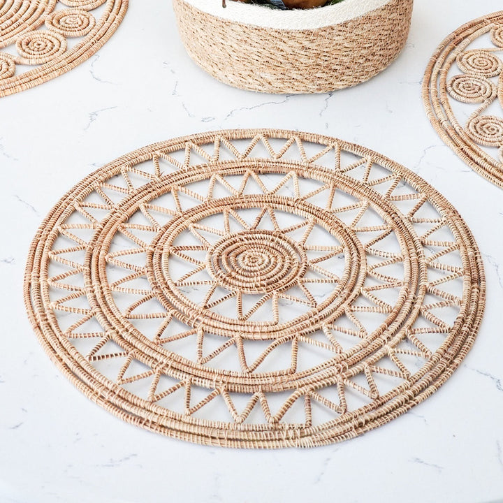 Handwoven Sun Palm Fiber Placemats, Natural (Set of 2)