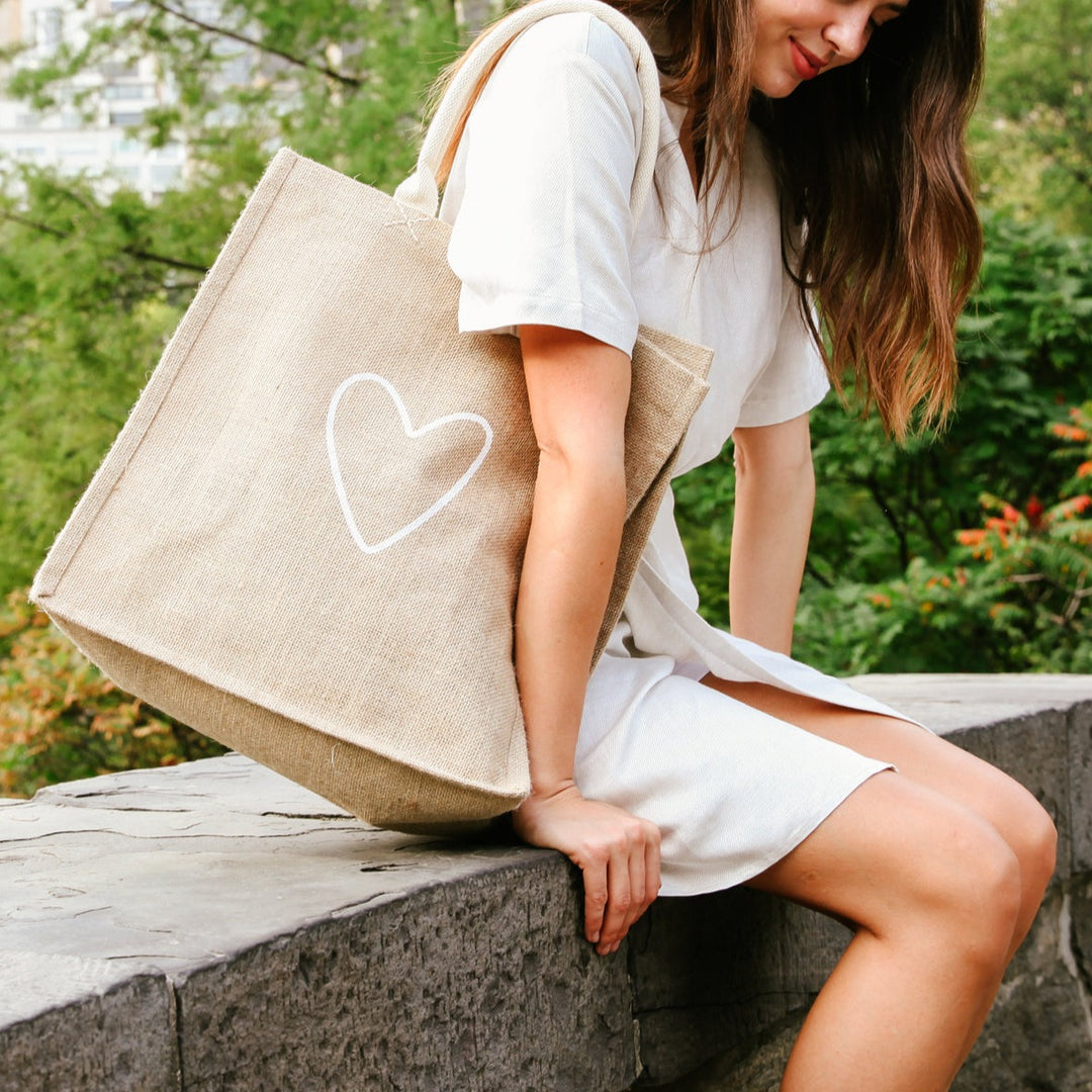 Jute Market Tall Bag, Love