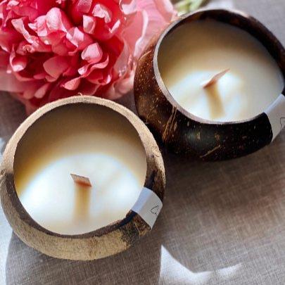 Hand-poured Coconut Shell Candle, Two Sizes