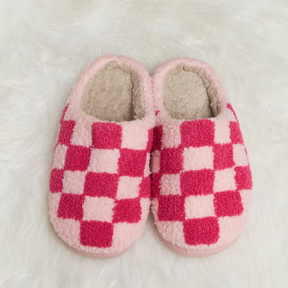 Plush Closed-Toe Slippers, Checkered