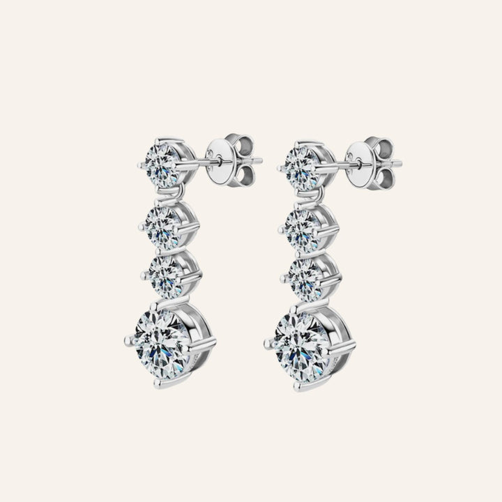 Lovely 925 Silver Drop Earrings, 4 Carat Moissanite